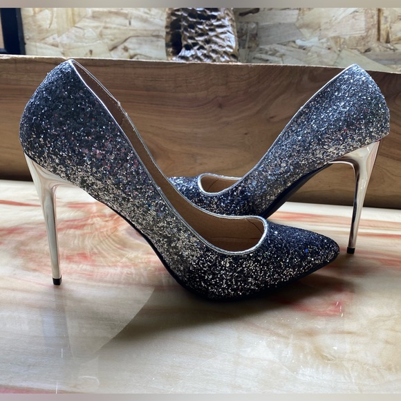 Mila Lady Silver Closed Point Toe Heels - Picture 2 of 11